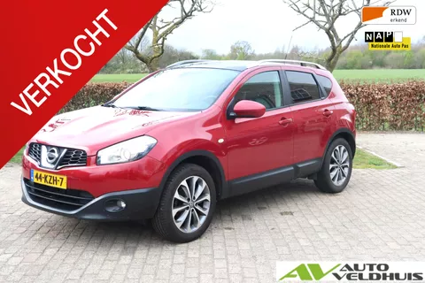 Nissan Qashqai 1.6 Connect Edition PANO l CRUISE l NAVI l TREKHAAK